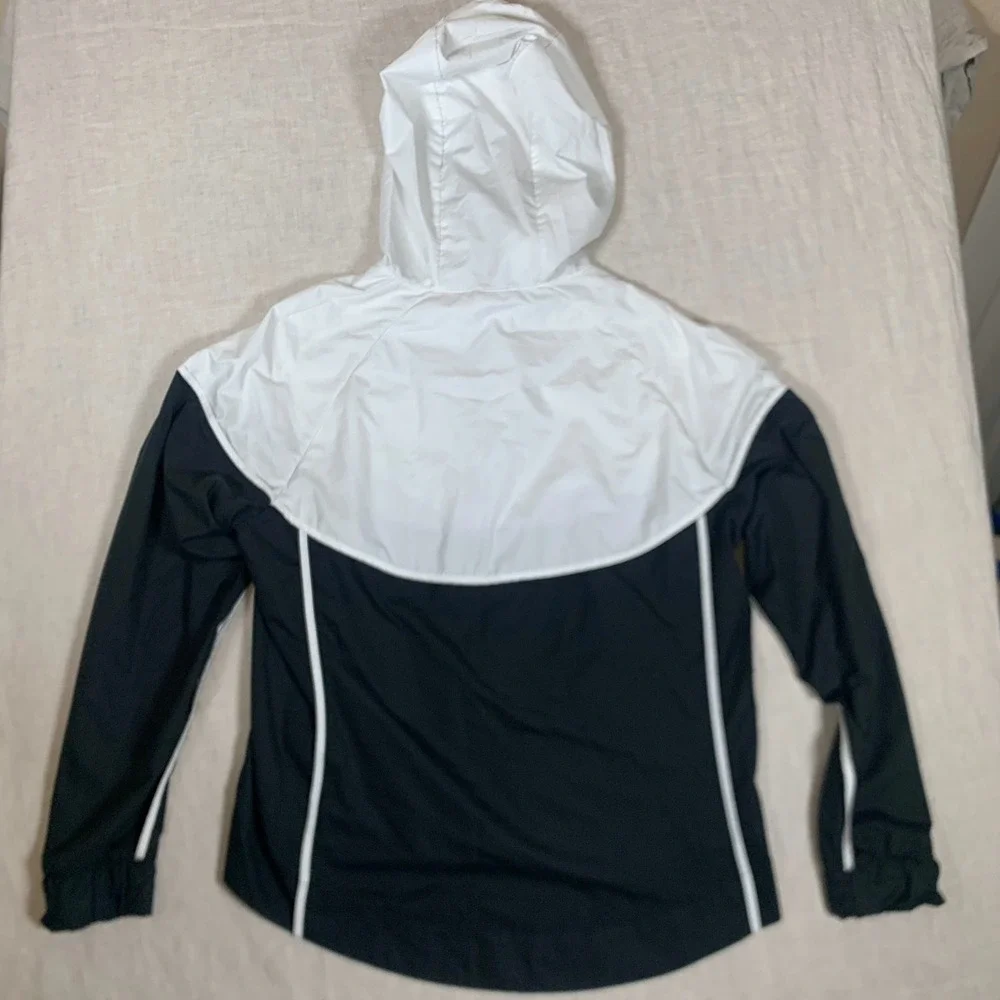Nike Windrunner Jacket Womens Medium Black White Excellent Hooded Zip 883495